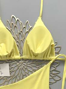 Swim Mod Conjunto de bikini con triángulo reversible y tiras laterales - Amarillo - Ver 4