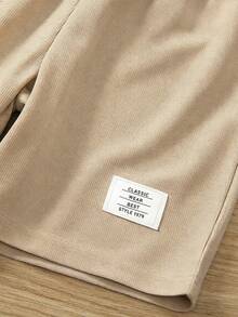 SHEIN Streecool Kids 男童休闲连帽短袖T恤短裤套装（2件套），适合日常穿着和度假 - 卡其色 - 查看 7