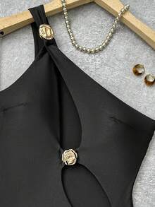 Bonvoyette Solid Color Hollow Out Asymmetric Metal Decor Swimsuit, One-Piece, Suitable For Beach Vacation - Black - View 5