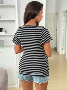 SHEIN Áo thun ngắn tay kẻ sọc dành cho bà bầu, cho con bú, thích hợp mặc hàng ngày, đa năng. - Đen và trắng - Xem 2