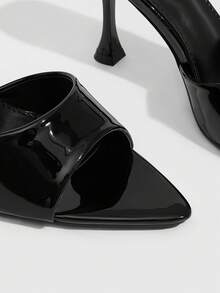 CUCCOO SZL Giày sandal đế bệt mũi nhọn một quai bóng bẩy dành cho nữ, kiểu dáng sang trọng và quyến rũ làm từ da bóng, thích hợp cho tiệc tùng, hẹn hò, đi làm hoặc phối cùng trang phục mùa hè. - màu đen - Xem 3
