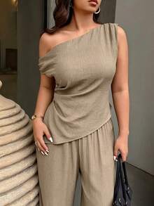 SHEIN LUNE Plus Size Women's Casual Crinkle Texture Asymmetric Shoulder Top And Pants 2 Pieces Set, Spring/Summer - Khaki - View 5