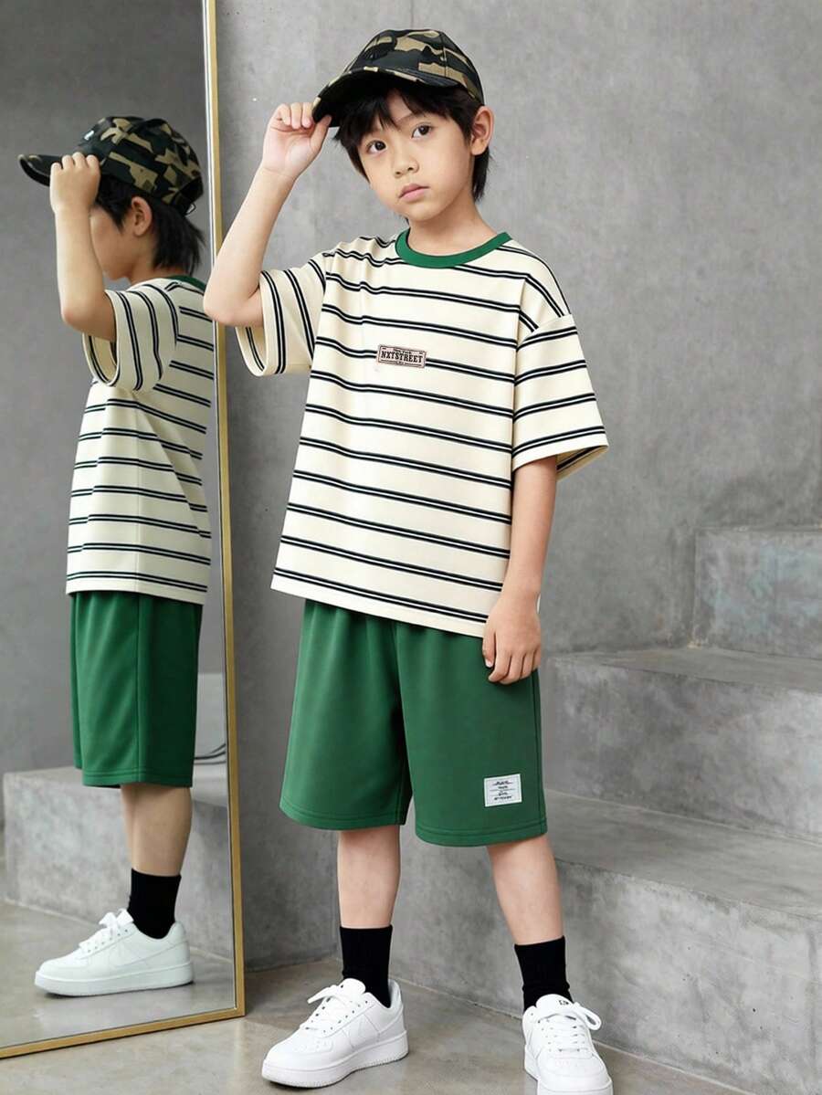 2件套青少年男童夏季休闲字母贴布条纹短袖T恤和短裤套装 - 綠色 - 查看 1