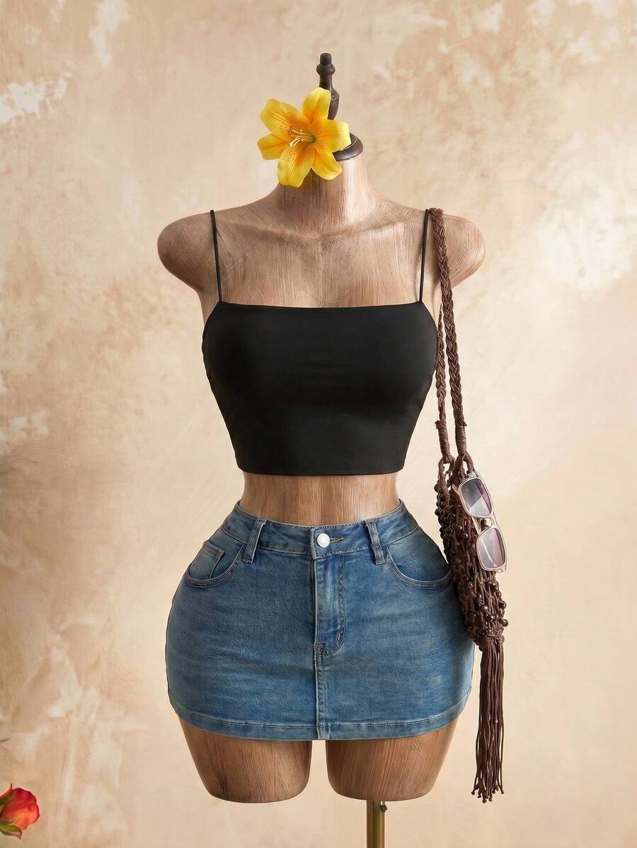 SHEIN ChicEase Solid Crop Cami Top Halloween, Christmas - Black - View 1