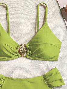 Swim Chiccia Set Pakaian Renang Wanita Bikini Kasual dan Celana Dalam Segitiga dengan Dekorasi Logam Warna Polos - Hijau - View 4