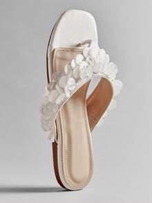 Hauture Women's Casual Comfortable Thong Style Waverly Shell Flat Sandals - White - View 9