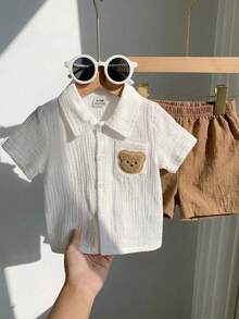 SHEIN Playful Pals 2件組 嬰幼兒男童女童可愛白色小熊短袖棉質上衣 + 素色短褲套裝 夏季度假休閒時尚服飾 - 彩色 - 查看 9