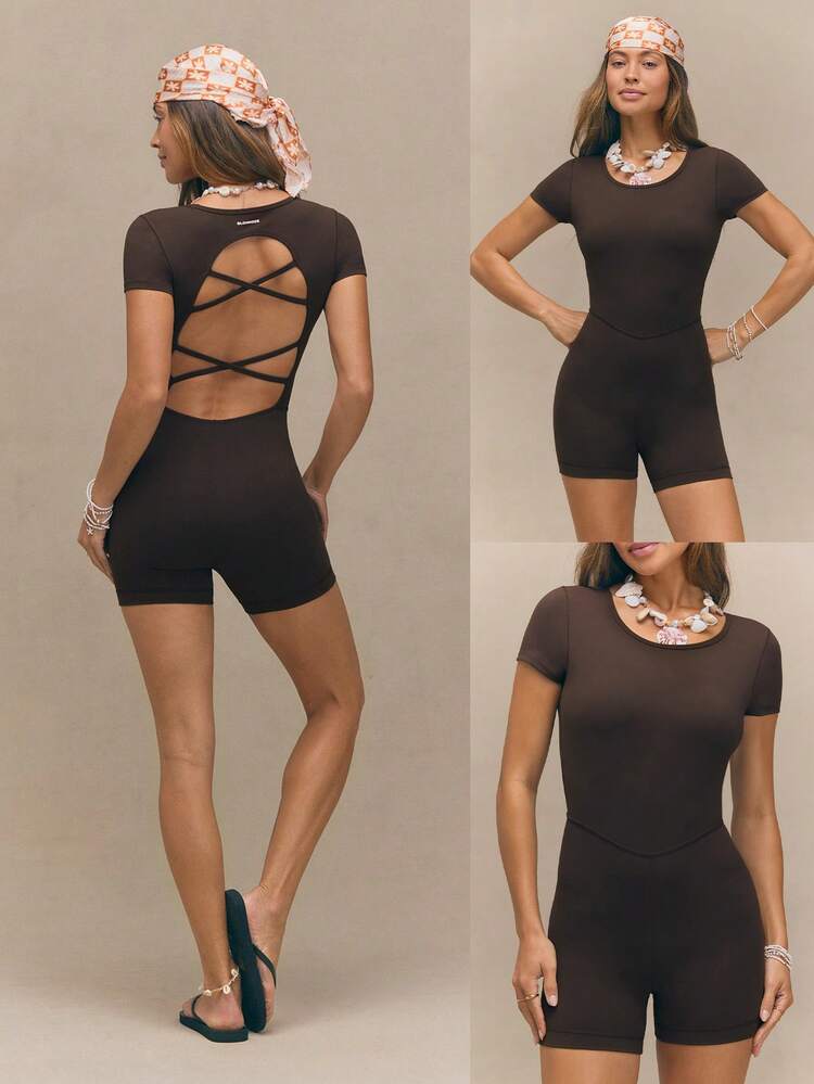 4.3" FeatherFit™-Air Flow Muse Stretchy Sweat-Wicking Backless Crisscross Short Sleeve Bodysuit With Removable Cups Anti-Slip Grip Low Impact Yoga Studio Pilates Daily Wear