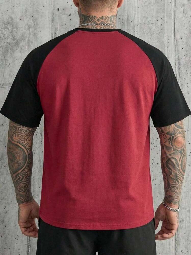 Plus Size Men's Casual Sports & Daily Wear Numeric & Striped Print Contrast Color Raglan Short Sleeve T-Shirt, Summer