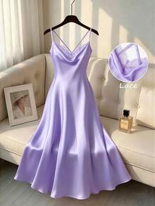 GlowEve CURVE Vestido de tirantes elegante con parches de encaje en talla grande de unicolor - Púrpura malva - Ver 1