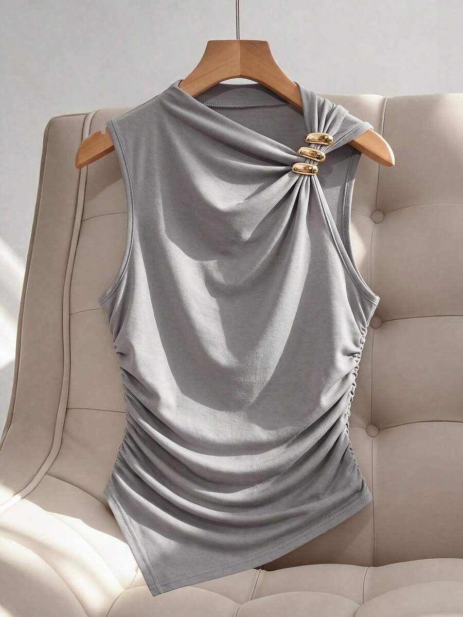 SHEIN Franclia 女士休闲时尚金属装饰褶皱腰部修身吊带背心 - 淺灰色 - 查看 1