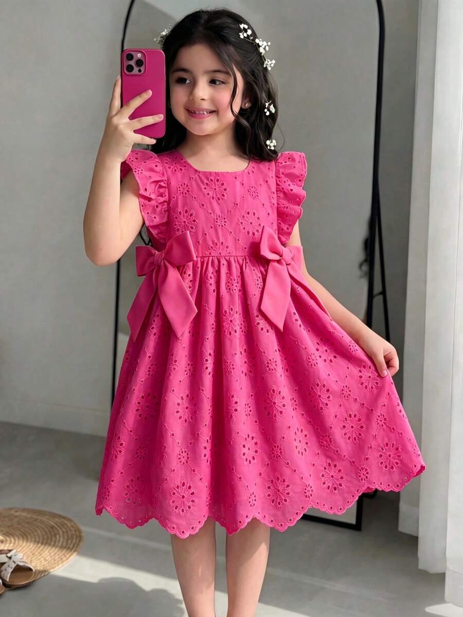 Elladie kids 春夏藏蓝色镂空波点女童方领荷叶袖腰部褶皱裙摆蝴蝶结装饰公主风连衣裙（休闲外出/生日派对/学校服装），蝴蝶结装饰可爱荷叶袖A字连衣裙 - 玫紅色 - 查看 1