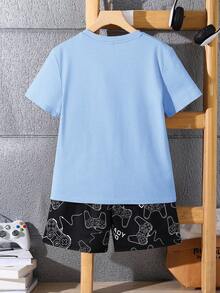 SHEIN 两件套青少年男童休闲电子游戏图案圆领短袖T恤和短裤睡衣套装 - 淺藍色 - 查看 2