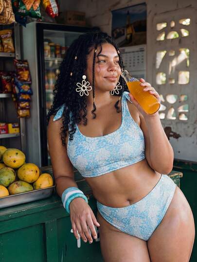 Swim Lushoire Plus Size Women 2pcs/Set Random Print Textured Fabric Tie-Up Beach Vacation Bikini Set