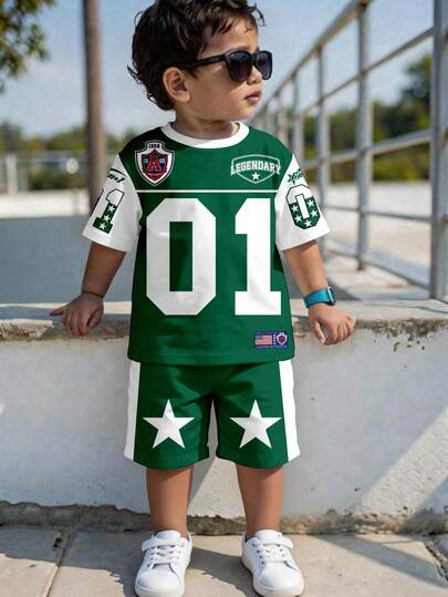 SHEIN Bộ áo thun đơn giản, thoải mái cho bé trai, họa tiết thể thao cổ điển, thích hợp cho mùa xuân/hè.