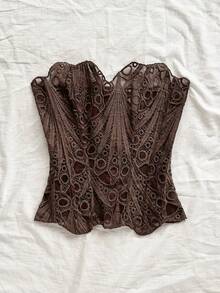 SHEIN WYWH CURVE 加大码欧美年轻度假性感前卫无肩带蕾丝双层紧身束身胸衣上衣，镂空刺绣，ins 白色夜总会女装，夏季，度假女装，假日女装，海滩女装，狂欢节。 - 棕色 - 查看 4