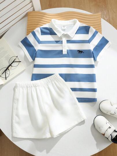 Set de 2 piezas: Camisa polo de manga corta de punto suave y holgada con rayas de estilo coreano coloridas y versátiles, y pantalones cortos verdes, adecuados para uso diario, escuela, vacaciones y fiestas, para niño joven, primavera/verano