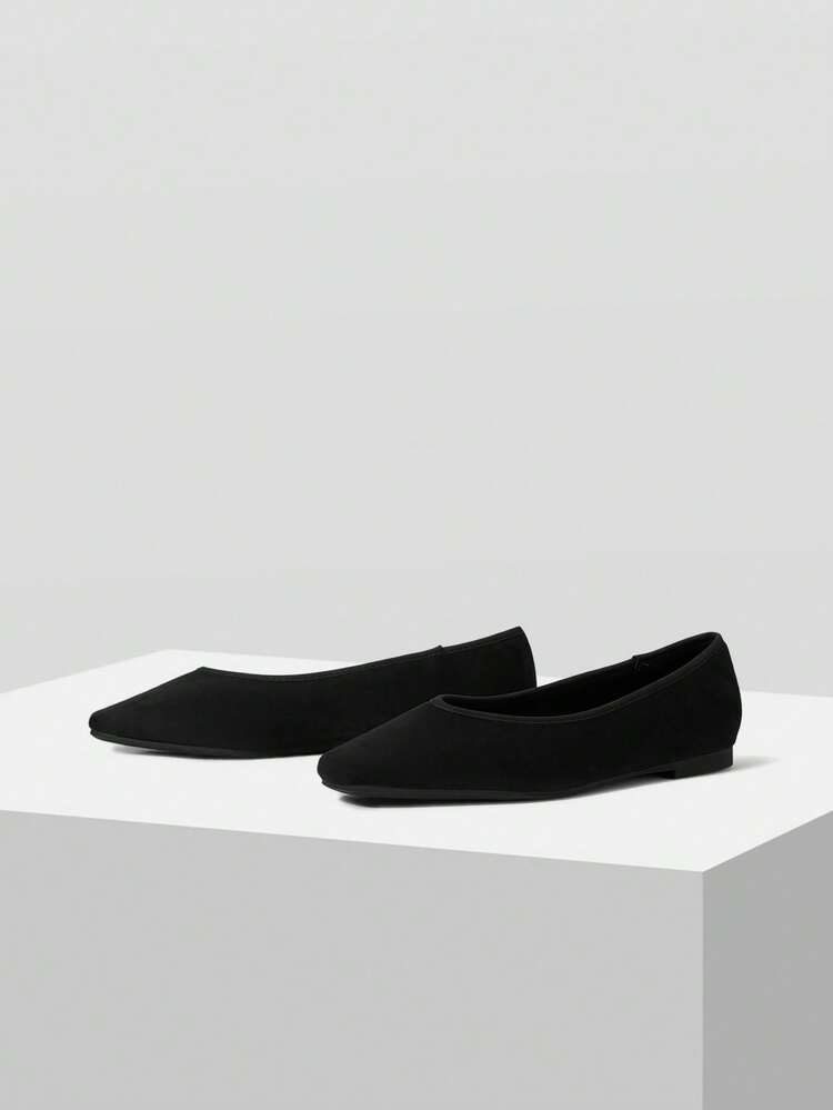 LADIES SUEDE CONTRASTING PU LEATHER TRIMMED FLATS
