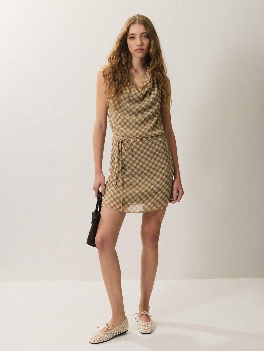Nöista Vestido mini a cuadros con cuello de capucha drapeado y Body envolvente favorecedora. Cintura ajustable con lazo. Perfecto para día a noche, primavera, verano, otoño, looks de mujer, atuendo diario, festival, estilo bohemio, estampado de cuadros. - Azul - Ver 1