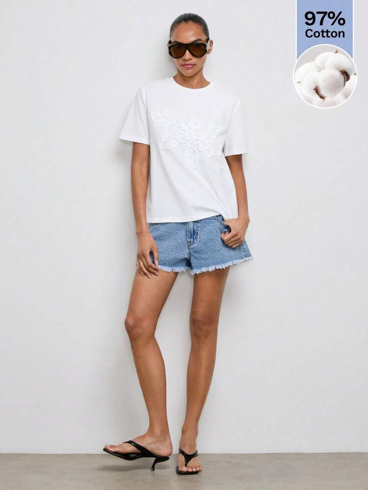 SHEIN Maija Women's Round Neck 3D Floral Pattern Casual Versatile Daily Wear Short Sleeve T-Shirt,Summer Clothes, Holiday Outfits For Women ,White Tops,Summer Top