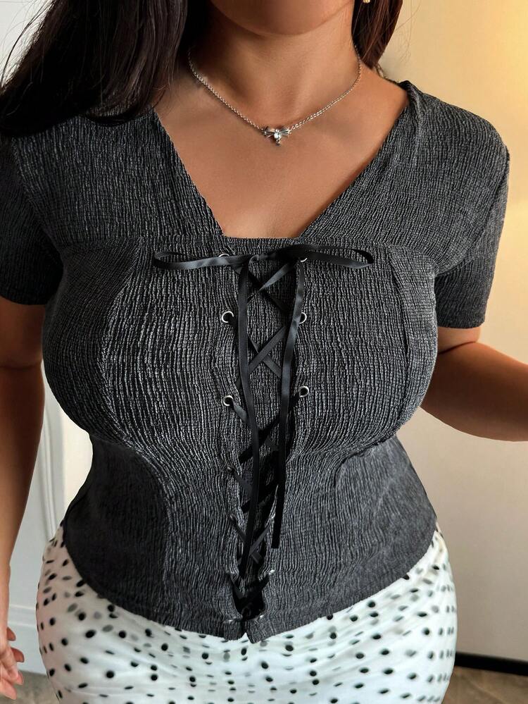 Dazy Plus Plus Size Women's Grey Summer Classy Night Out Club Elegant Front Tie Design Splice Butterfly Decor Square Neck Slim Fit Short Sleeve T-Shirt,Black