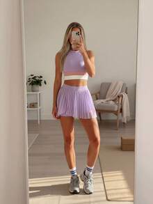 CovetEZ 女士健身套装 女士双色短款背心和褶皱迷你健身套装 - 彩色 - 查看 3