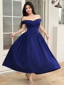Feyla Women's Solid Color Pleated Off-Shoulder Elegant Mid-Length Dress - Blue - View 3