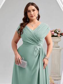 Coutiva Đầm cỡ lớn thanh lịch đính sequin và hạt cườm, xếp ly eo dành cho mẹ cô dâu. - Màu xanh Bạc hà - Xem 7