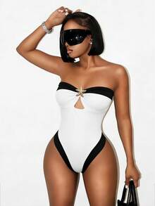 SHEIN BamGlam Áo liền thân quây ngực phối màu tương phản với họa tiết sao biển. - Đen và trắng - Xem 1