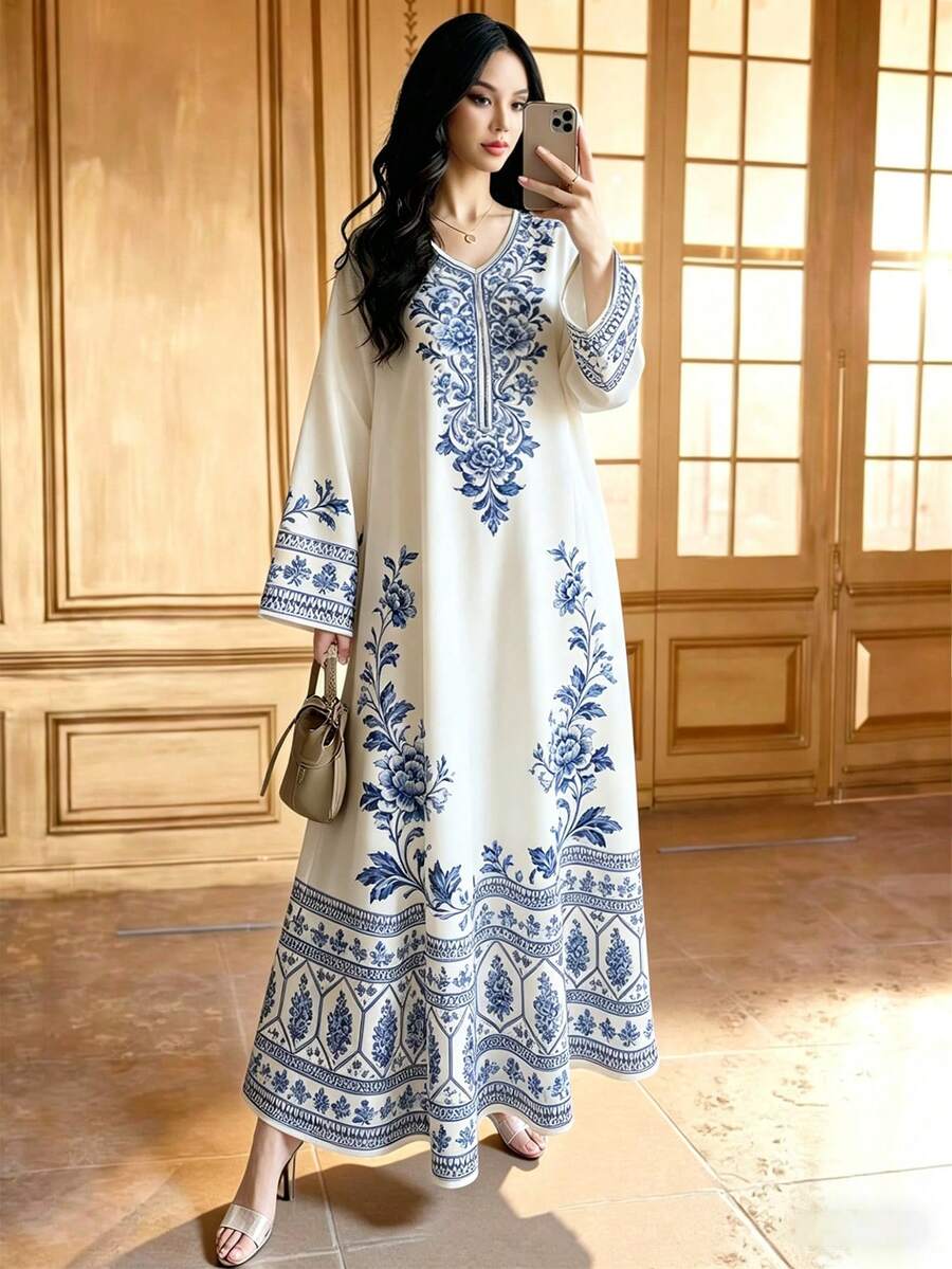 SHEIN Najma 蓝色玫瑰菱形花卉边饰印花长款连衣裙,V领长袖连衣裙,优雅花卉图案长款连衣裙,浅杏色花卉图案长款连衣裙,春夏款 - 彩色 - 查看 1