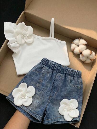 SHEIN 2 Stück/Set Sommer Asymmetrisches Blumen Dekor Top und Shorts Set für Mädchen im Teenager-Alter, süßer und frischer Prinzessinnenstil, geeignet für tägliche Ausflüge, Outdoor-Aktivitäten, Wochenendtreffen, Geburtstagsfeiern