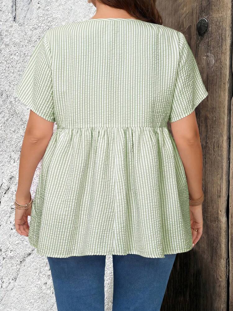 Plus Size Striped Print Round Neck Casual Short Sleeve Tunic Tops Dressy Blouses , Suitable For Summer