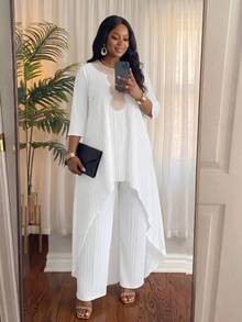 SHEIN Lady CURVE Bộ đồ 2 mảnh dành cho nữ cỡ lớn, phong cách nghỉ dưỡng thanh lịch mùa xuân/thu, phối ren, tay lửng 3/4, vạt áo bất đối xứng, gồm áo dài và quần. - trắng - Xem 1