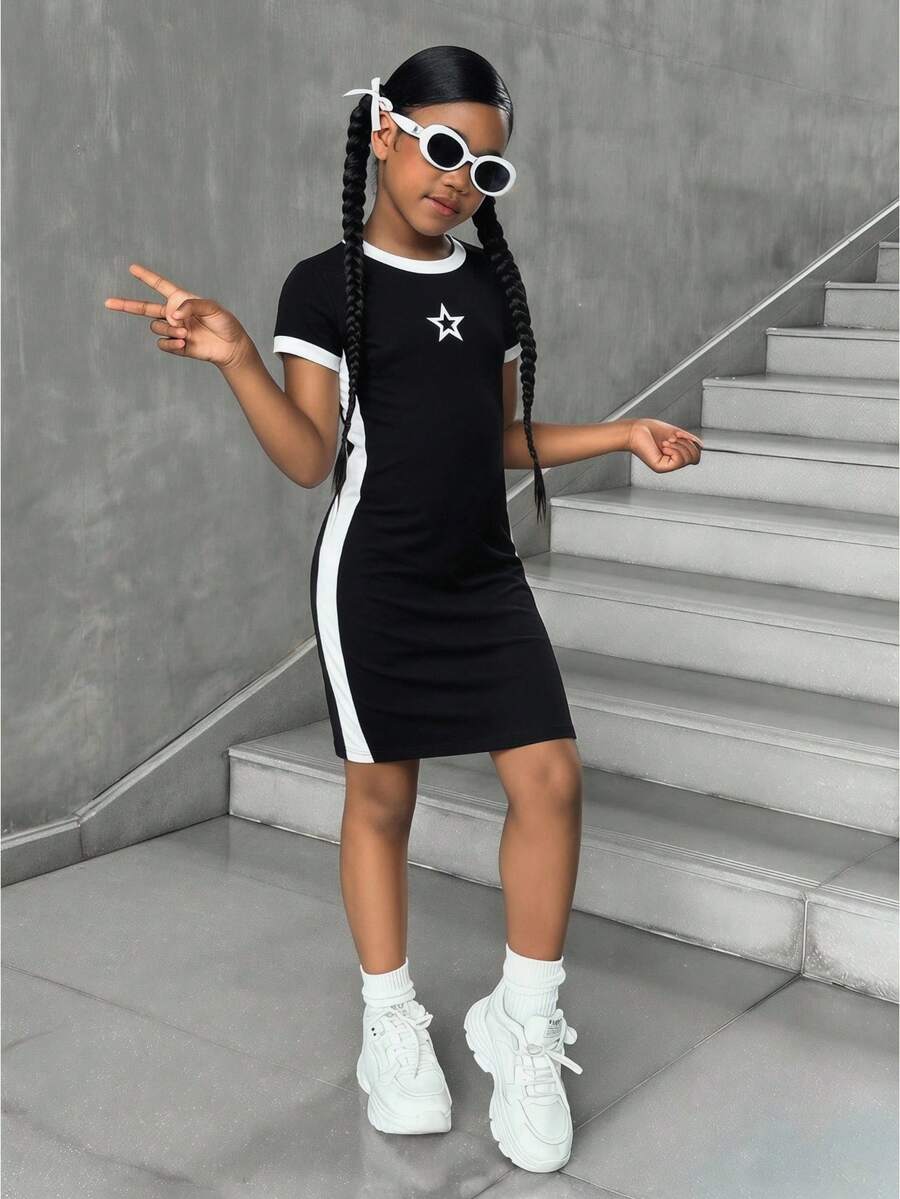 SHEIN 少女黑白拼接撞色五角星印花针织修身休闲连衣裙 - 黑色 - 查看 1