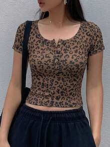 Dazy Star Women's Leopard Print Button Half-Placket Short Sleeve T-Shirt - Multicolor - View 5