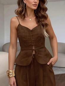 Conjunto casual de 2 piezas para mujer con camisola de un solo pecho con cinturón y pantalones de pierna ancha de unicolor - Burdeos - Ver 10