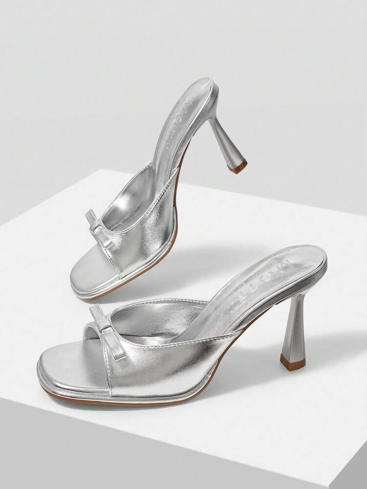 LADIES' NEW EUROPEAN AND AMERICAN POPULAR SHINY METAL BOW OPEN-TOED FRENCH SQUARE HEAD SEXY HIGH-HEELED SANDALS, SILVER TEMPERAMENT VERSATILE FASHION FAIRY SHOES, ONE PEDAL IS BEAUTIFUL, WITH SKIRT ELEGANT, SIMPLE AND HIGH-END SLIPPERS