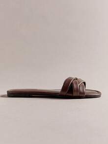 Hauture Women's Elegant Crisscross Strap Flat Sandals - Chocolate Brown - View 6