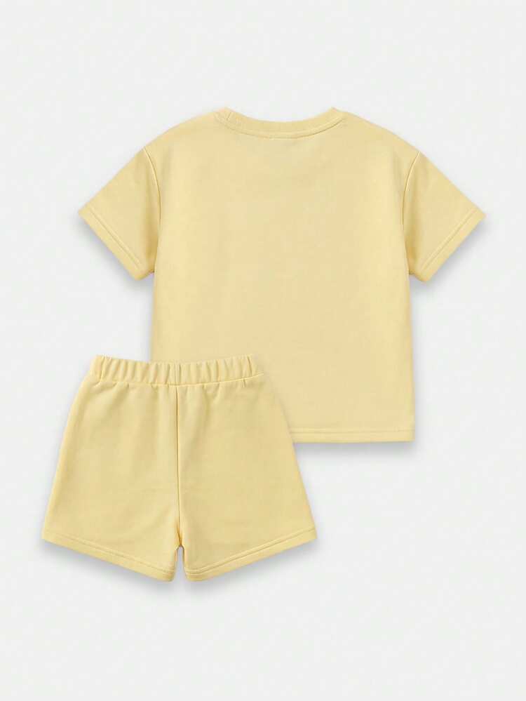 Girls Summer Beach Days Ahead Print T-Shirt And Shorts Two-Piece Casual Outfit Set With Short Sleeves And Crew Neckline