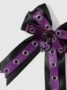 ROMWE Goth 1 مشبك شعر Y2k بتصميم حلو وبارد، أسلوب بانك صناعي ثقيل داكن غوثي، جلد بنفسجي لامع مع معدن وفتحات تهوية وشبكة عين، مصنوع يدويًا بطبقتين معقدة، فيونكة، فضة عتيقة بتأثير قطرات الزيت، صليب وشوك ووردة الحب، ديكور DIY، مشبك ربيع وذيل حصان، مناسب للنساء والفتيات للارتداء اليومي وهدية العطلات - الأرجواني-48 - مشاهدة 7