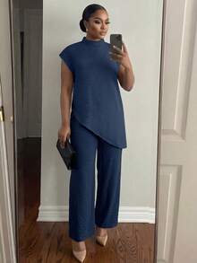 SHEIN Lady CURVE 加大码纯色立领短袖不对称下摆纹理面料上衣和裤子两件套 - 藏蓝色 - 查看 1