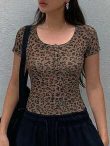 Dazy Star Women's Leopard Print Button Half-Placket Short Sleeve T-Shirt - Multicolor - View 3
