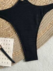 Swim Vcay Swim SXY 新款纯色挂脖系带深V领钢圈荷叶边纹理面料性感连体泳衣，女士夏季海滩度假 - 黑色 - 查看 6