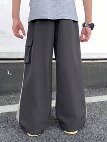 SHEIN 儿童/青少年男童休闲百搭舒适彩色织带字母印花直筒宽松纯色长裤，适合通勤、上学、日常休闲、旅行、运动，春夏秋冬皆宜。 - 灰色 - 查看 2