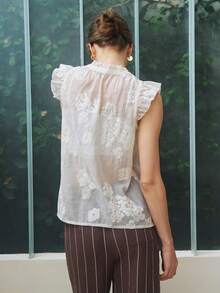 Airaco Blusa de mujer de verano con cuello de giro, bordado floral y volantes en el bajo, transparente - Blanco - Ver 4