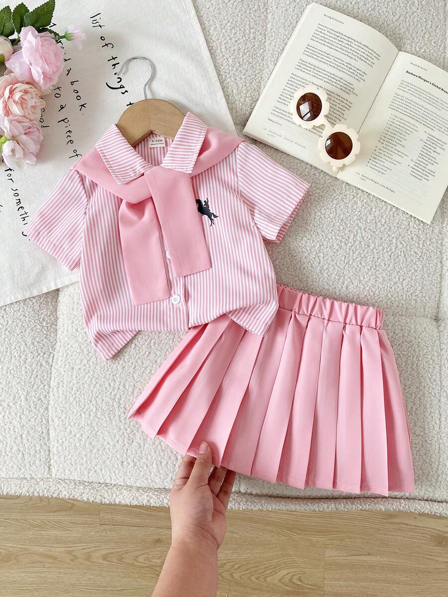SHEIN Playful Pals 3件組 幼童嬰兒女童可愛粉色條紋刺繡小馬上衣披肩&配套百褶裙 夏季開學時尚套裝