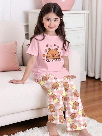Bộ đồ ngủ ngắn tay cổ tròn tối giản dành cho bé gái tuổi teen, thích hợp cho mùa hè.