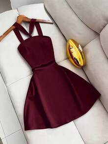 Franclia Elegant Design Solid Color Backless Halter Neck Dress - Burgundy - View 4
