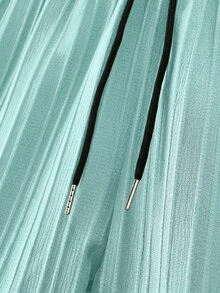 Manfinity Homme Setelan Kasual Pria 2 Potong: Kemeja Lengan Pendek Kancing Tunggal Warna Polos dan Celana Pendek - Mint Blue - View 6