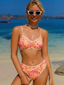 Swim Mod Set Baju Renang Wanita Motif Bunga Kecil untuk Liburan Pantai - MultiWarna - View 8